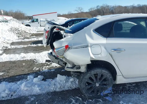 2018 Nissan Sentra Sr z USA, uszkodzony, nr VIN 3N1AB7AP7JY341411